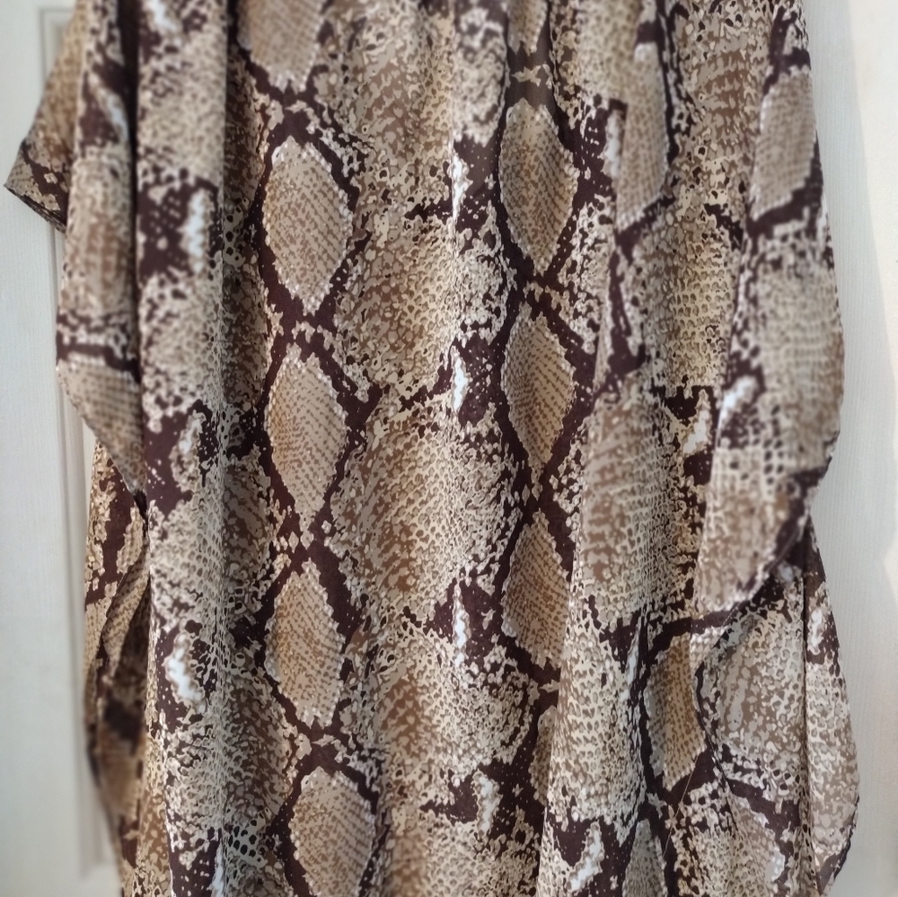 Blouse Sheer Snakeskin Print